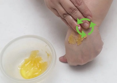 6 Natural Na Paraan Kung Paano Paputiin Ang Maitim Na Siko At Tuhod!