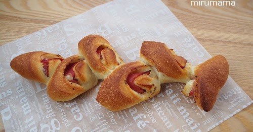 砺波市にオープンした「ブーランジェリー＆カフェ霜月（しもつき）」カフェコーナーもあるパン屋さん遊んで見るおさんぽとやま