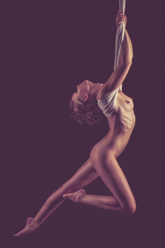 As sensuais modelos nuas na fotografia de Thomas Agatz Thomas Agatz 500px fotografia mulheres modelos sensuais fashion provocante corpo nudez erótica