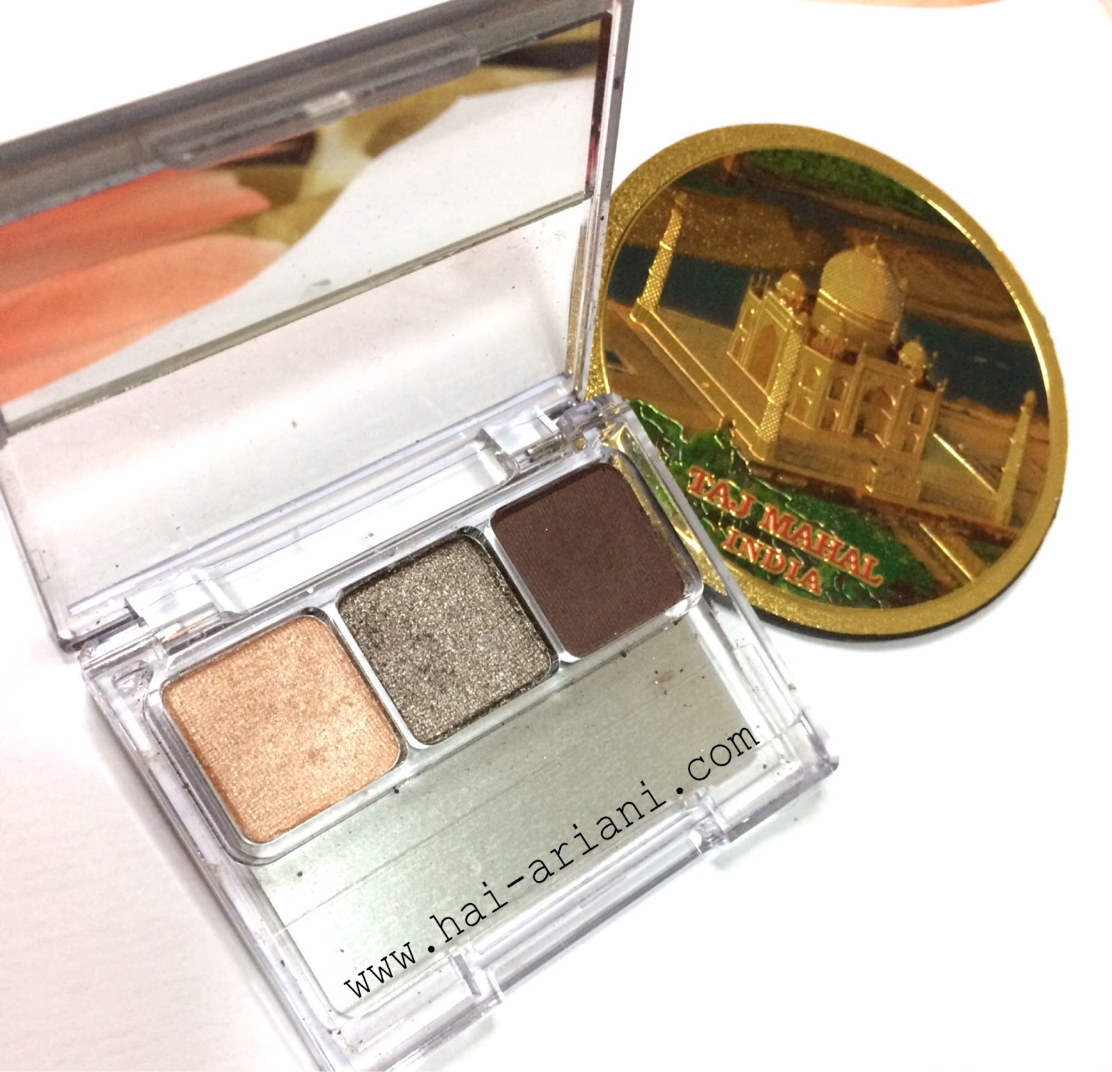 WARDAH NUDE COLOURS EYESHADOW PASSIONATE REVIEW