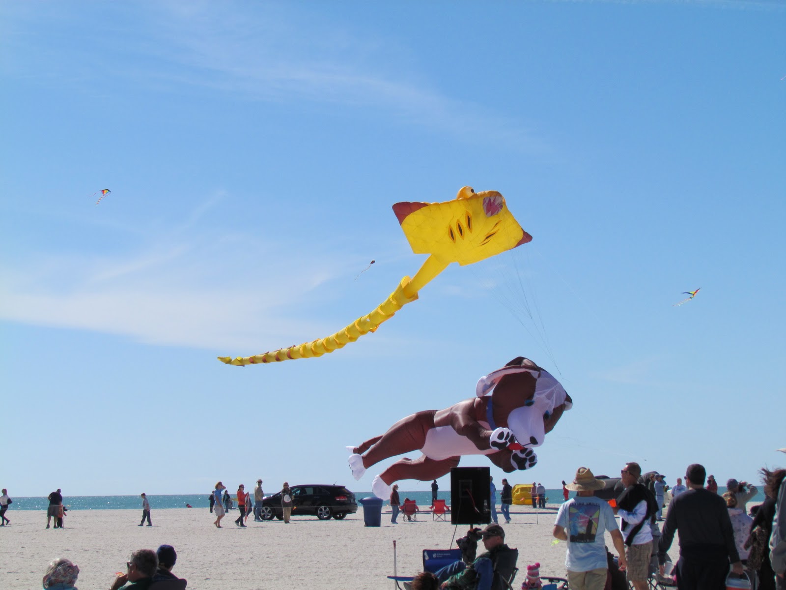 2 Chicas Trunk Travels Treasure Island Kite Festival, Treasure Island, FL