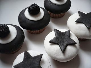 Cupcakes Blanco y Negro, parte 6