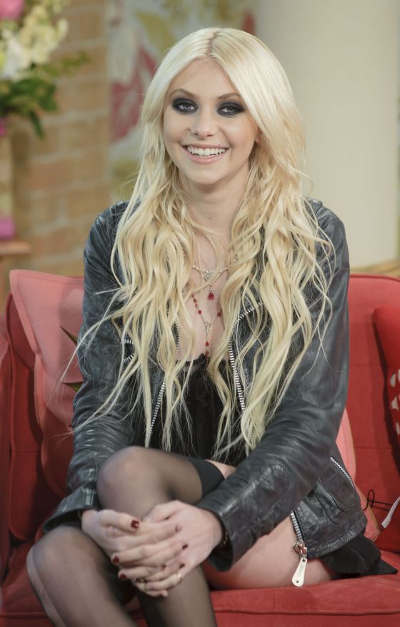 Taylor Momsen ~ Fashion And Styles