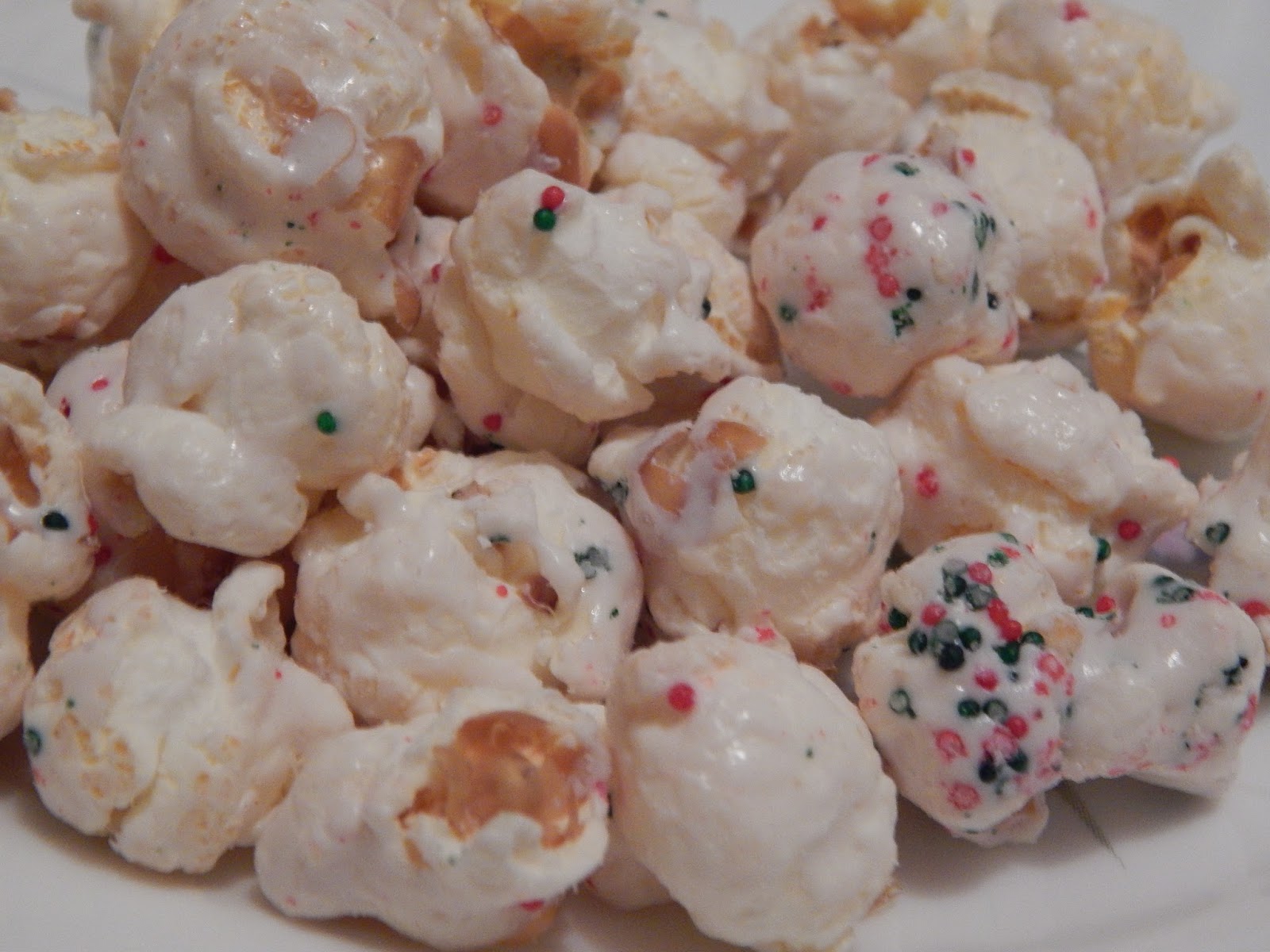 Through Myra's Eyes Cracker Jack..Holiday Sugar Cookie Popcorn
