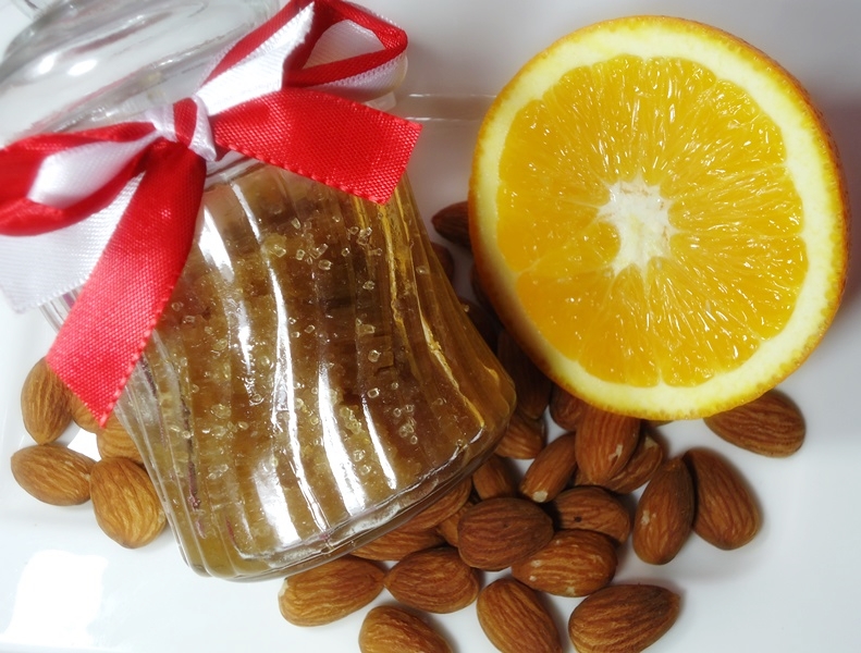 krissys-beauty-box: DIY Body Peeling Mandel Orange