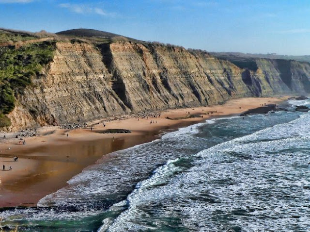 Praia do Magoito em Sintra Praia do Magoito em Sintra