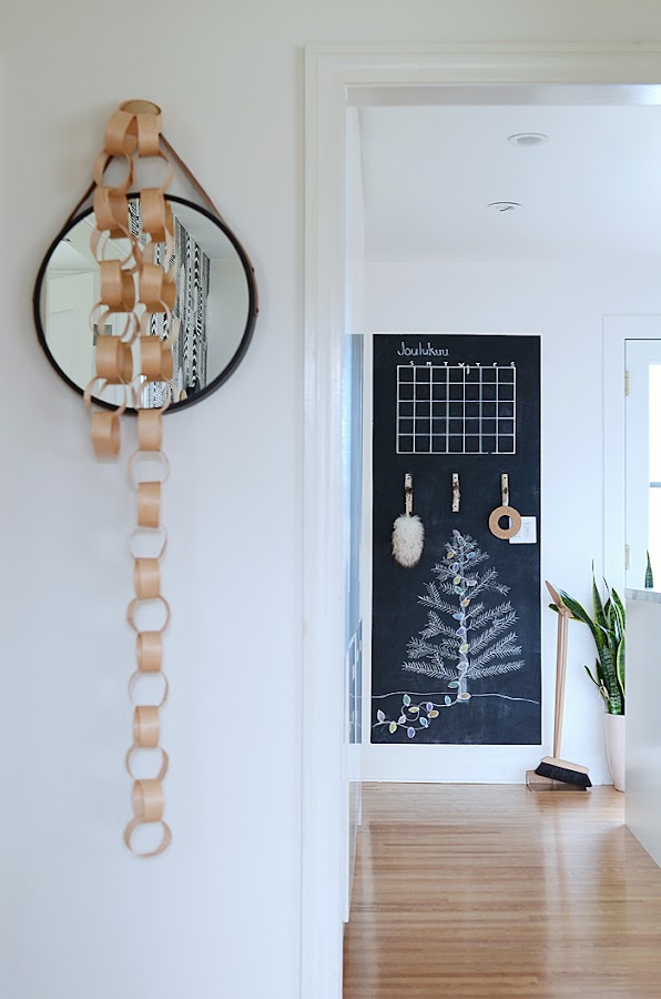 Un hogar con decoración de Navidad low cost