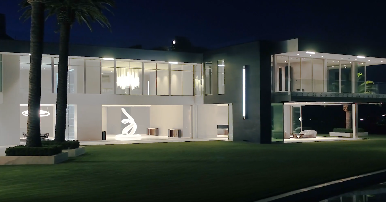 23 Photos vs. $500,000,000 | Bel Air Mega Mansion | Los Angeles - Luxury Home & Interior Design Tour 23 Photos vs. $500,000,000 | Bel Air Mega Mansion | Los Angeles - Luxury Home & Interior Design Tour