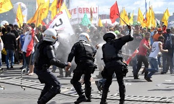 MICHEL TEMER - MANIFESTANTES LUTAM PELA A RENUNCIA DO MICHEL TEMER MICHEL TEMER - MANIFESTANTES LUTAM PELA A RENUNCIA DO MICHEL TEMER