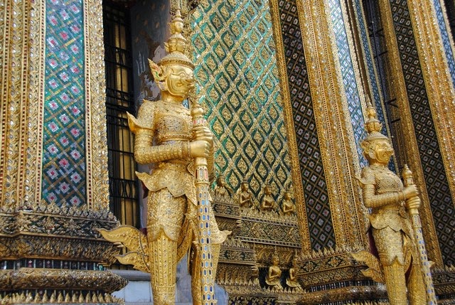 38. Wat Phra Kaew (Bangkok, Thailand)