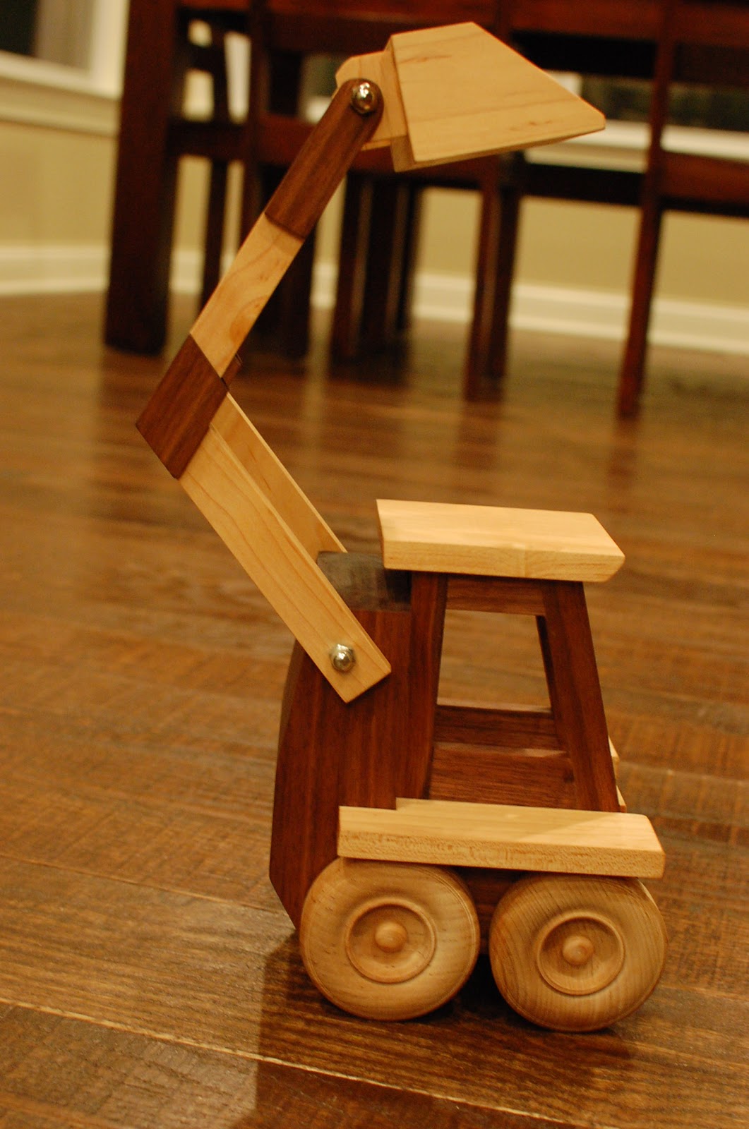 Wooden Skid Loader Toy, Skid Steer with Movable Bucket