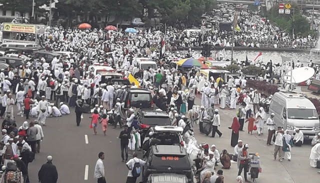 "Berkah" Politik: NU, Masyumi dan Reuni Alumni 212