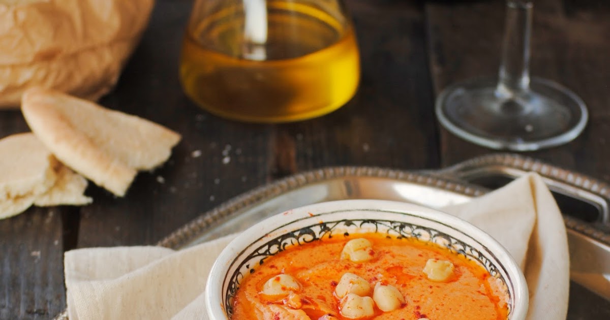 Neus cocinando con Thermomix Hummus de garbanzos con pimientos asados