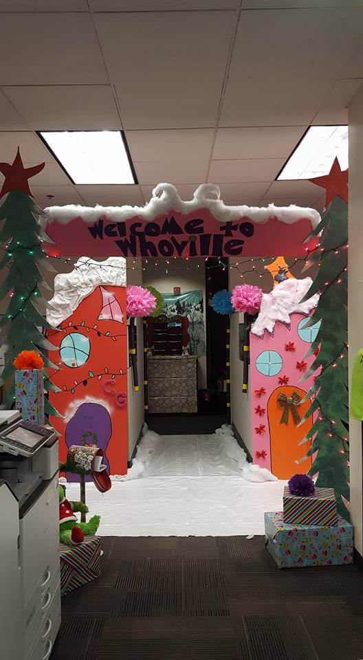 Office decorations : 2017 Christmas challenge (Whoville- Grinch that ...