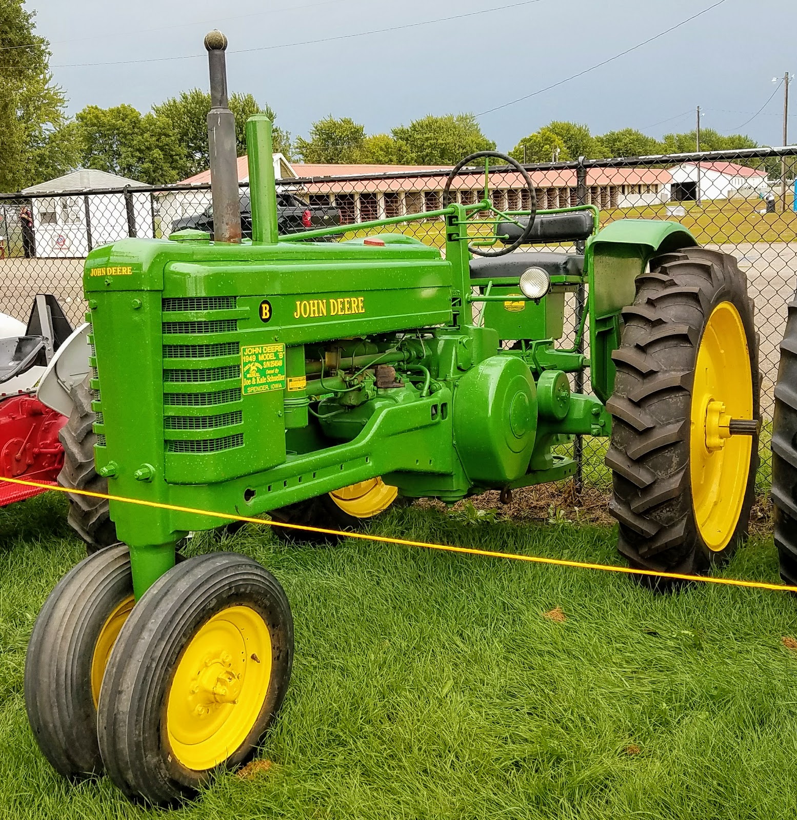 History and Culture by Bicycle Spencer, Iowa 2017 Clay County Fair, 1949 John Deere 'B