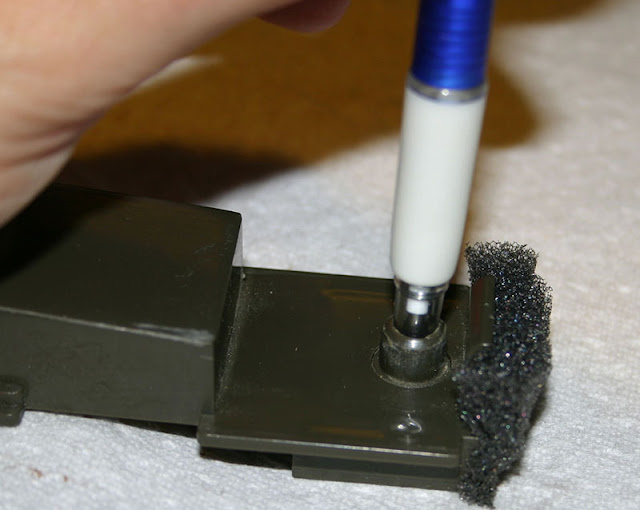 Airsoft Austria Technician AUG Feeding Probleme Fix 2, Uploading Nozzle deformiert