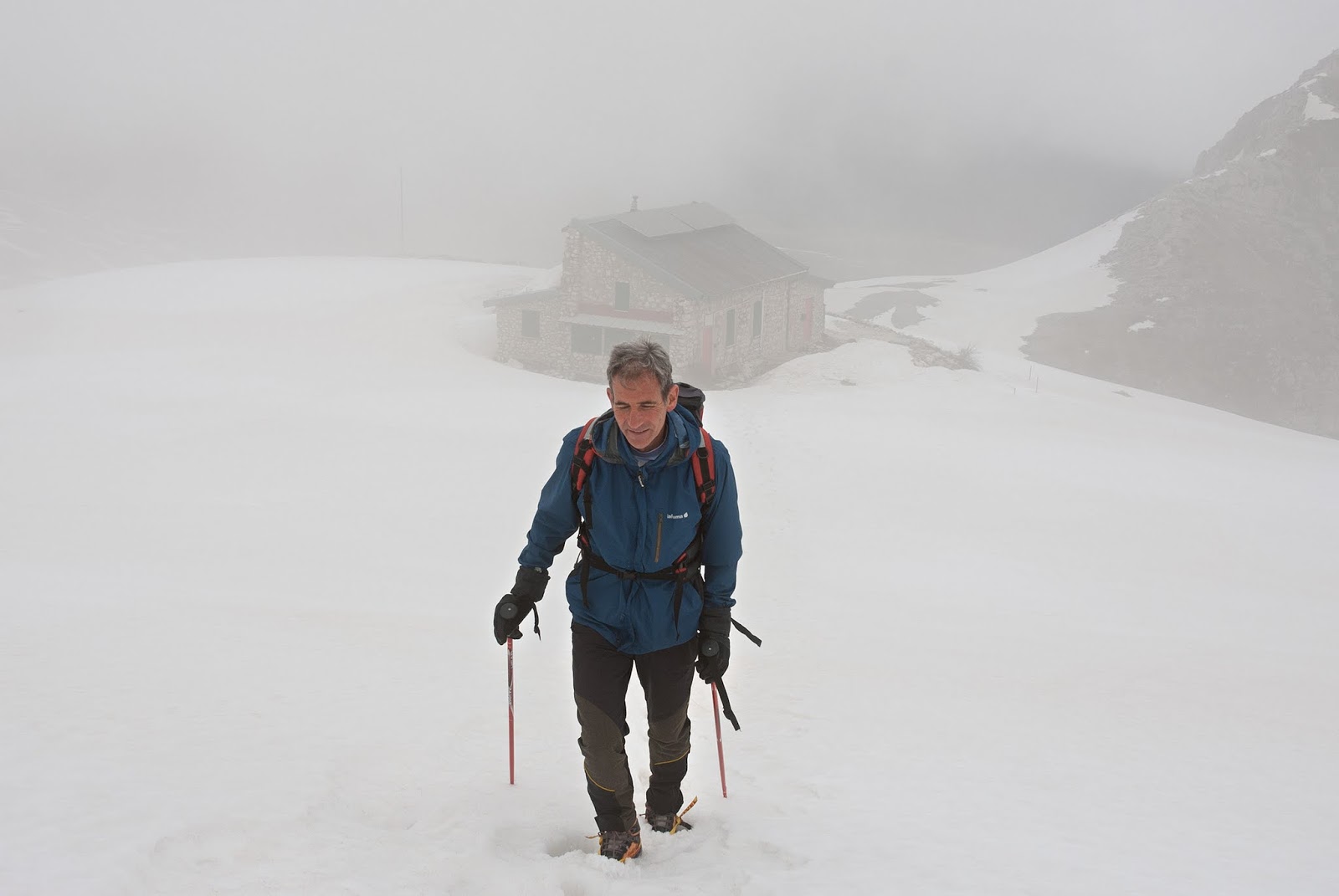 Dal rifugio Sebastiani al Costone orientale