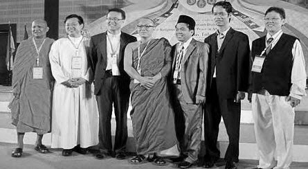 Kenampakan Sosial Negara Tetangga | Mikirbae.com