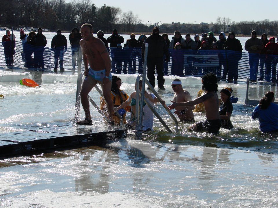 Boston's Restaurant & Sports Bar Coon Rapids 2012 Polar Bear PlungeMN Special Olympics