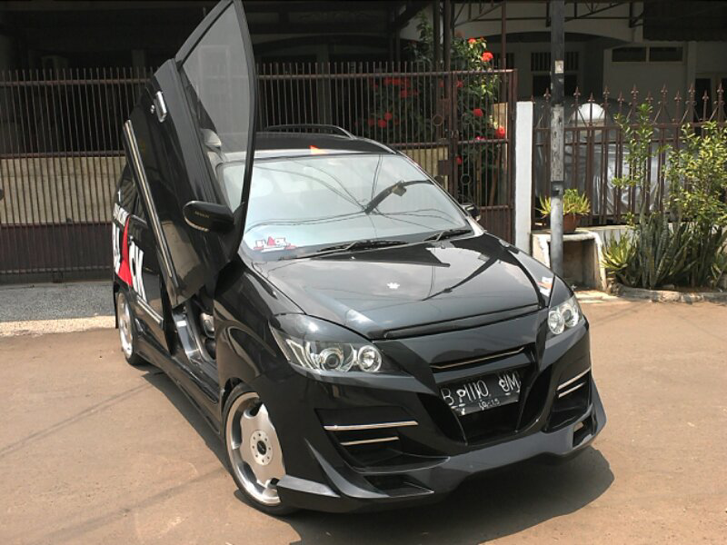  Modifikasi Mobil Daihatsu Xenia 2014 