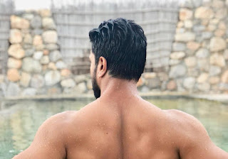 Shirtless Bollywood Men: Southern Hunks