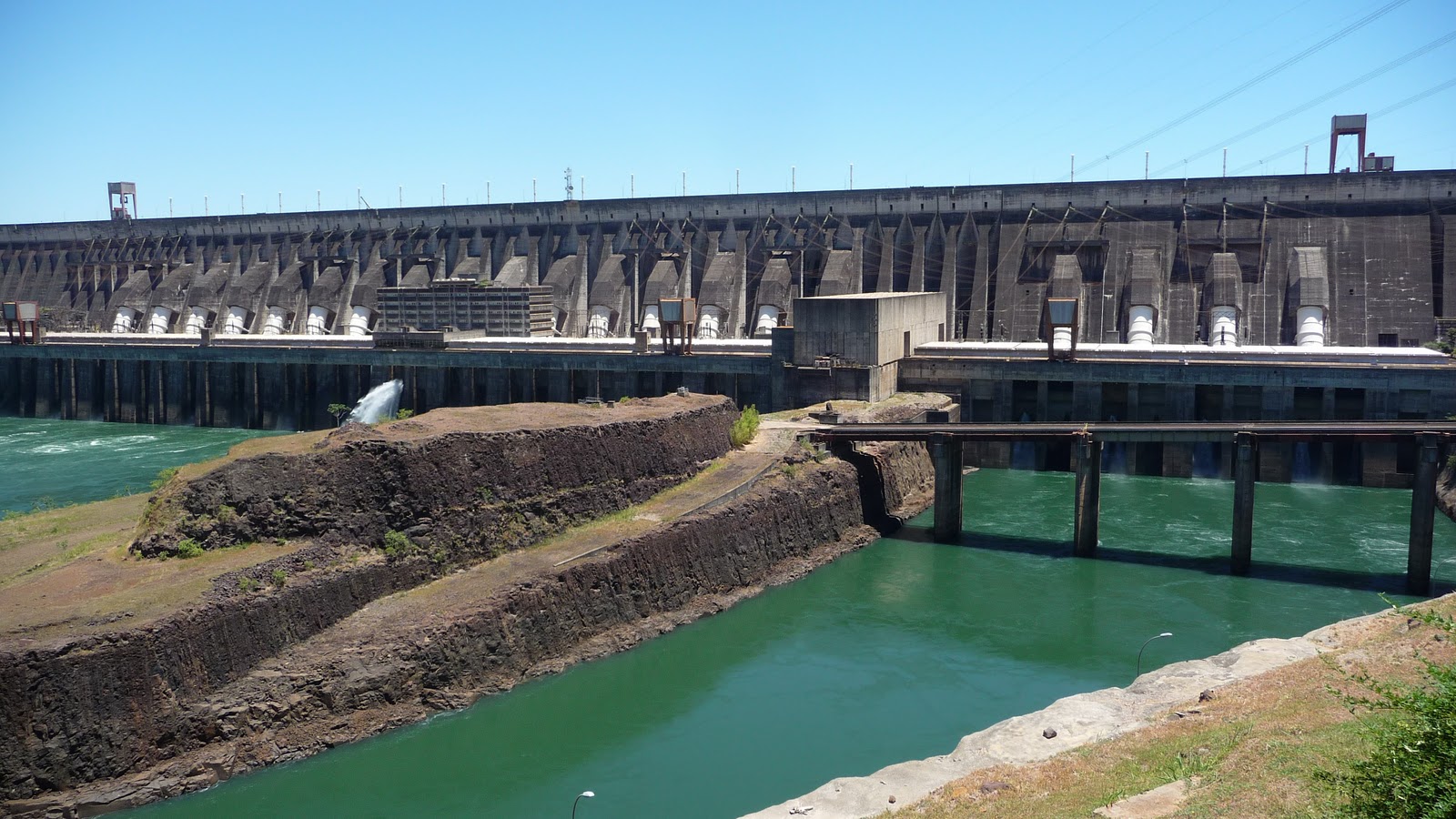 Viajando por el mundo Represa de Itaipú