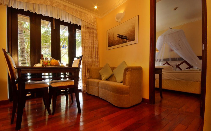 Kết quả hình ảnh cho tranh trang tri khách sạn