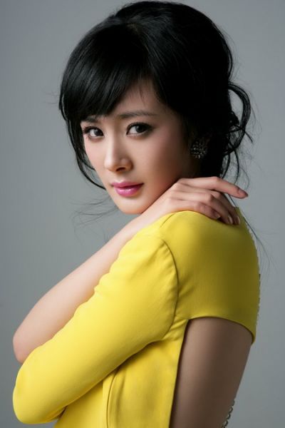 Yang Mi ( 杨幂 ) - The sweetest Chinese Actress - Celebrity style