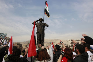 statue.jpg