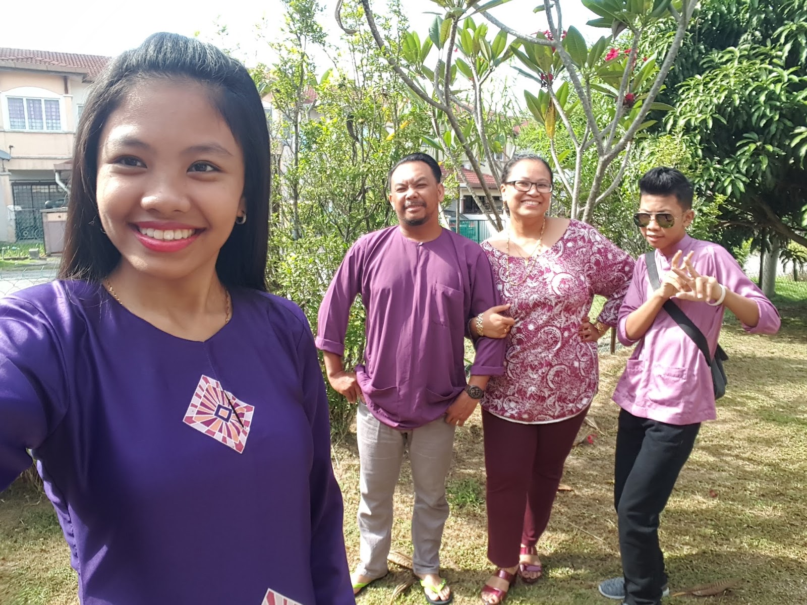 shidafzan: selamat hari raya..