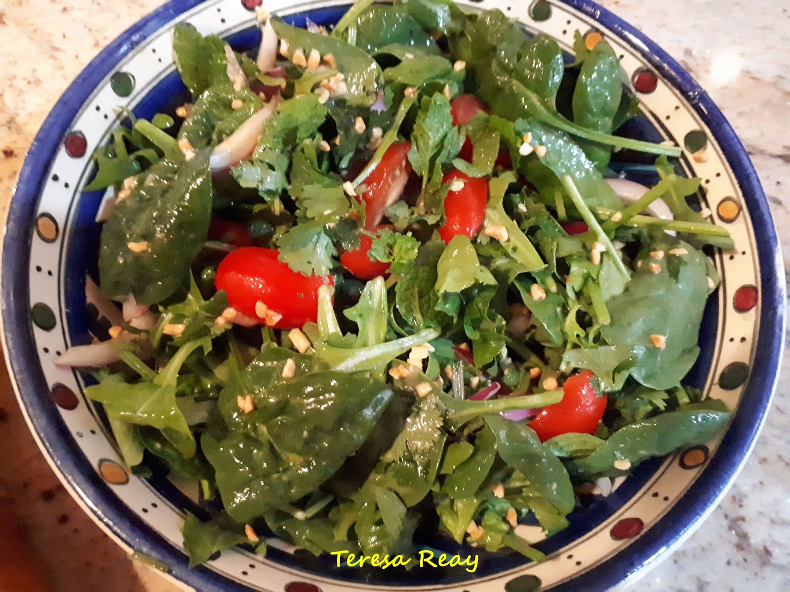 HERBED AND PEANUTDRESSED SPINACH SALAD