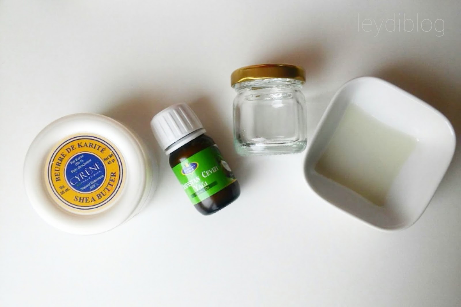 Leydi Blog Kendin Yap; Organik Tırnak ve Tırnak Eti Bakım Kremi