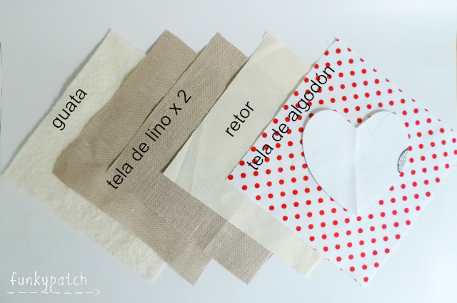 Como hacer un mug rug o posa vasos con corazones