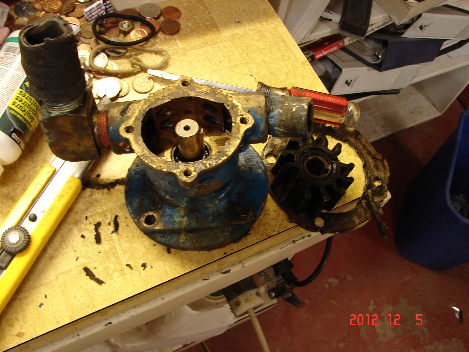 No Gridlock, a Seafarer 38C Perkin 4107 raw water pump removal and