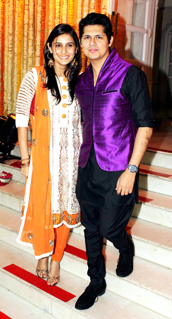 Television (TV) Actor Vishal Malhotra with his Wife Rashi Chopra Malhotra | Television (TV) Actor Vishal Malhotra Wife Rashi Chopra Malhotra Photos | Family Photos | Real-Life Photos