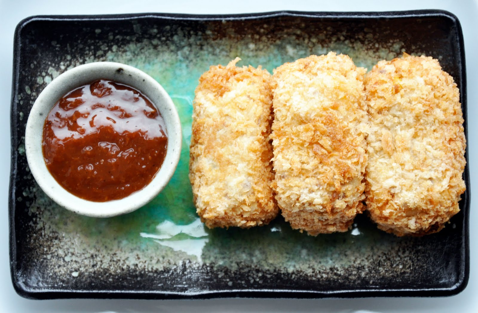 tsukurikata ground beef and corn croquettes with tonkatsu sauce