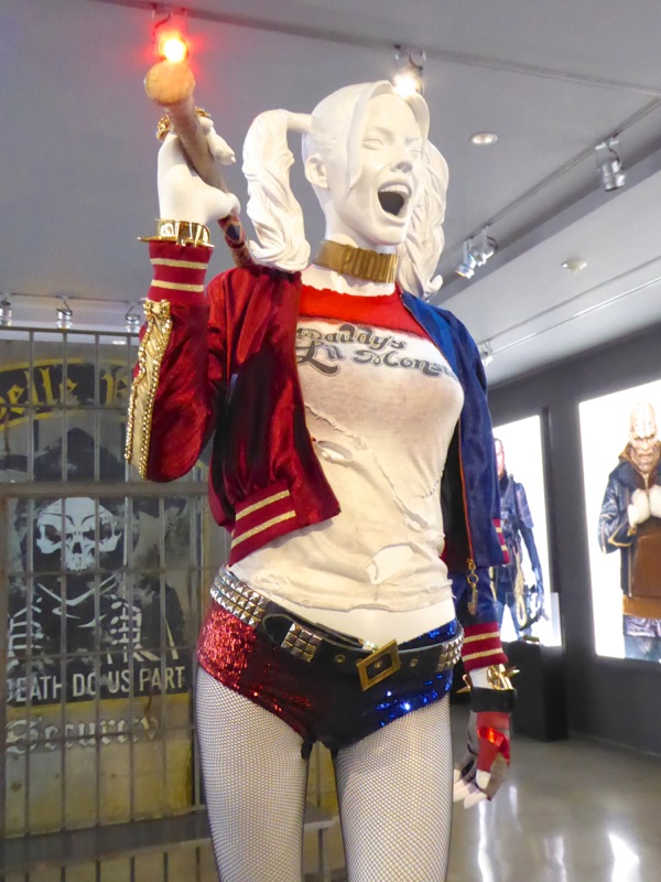 Hollywood Movie Costumes and Props Margot Robbie's Harley Quinn