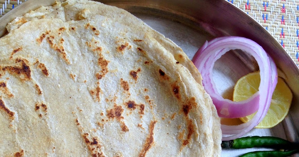 Sizzling Tastebuds: Jolada Rotti Oota (Sorghum / Jowari rotti meal ...