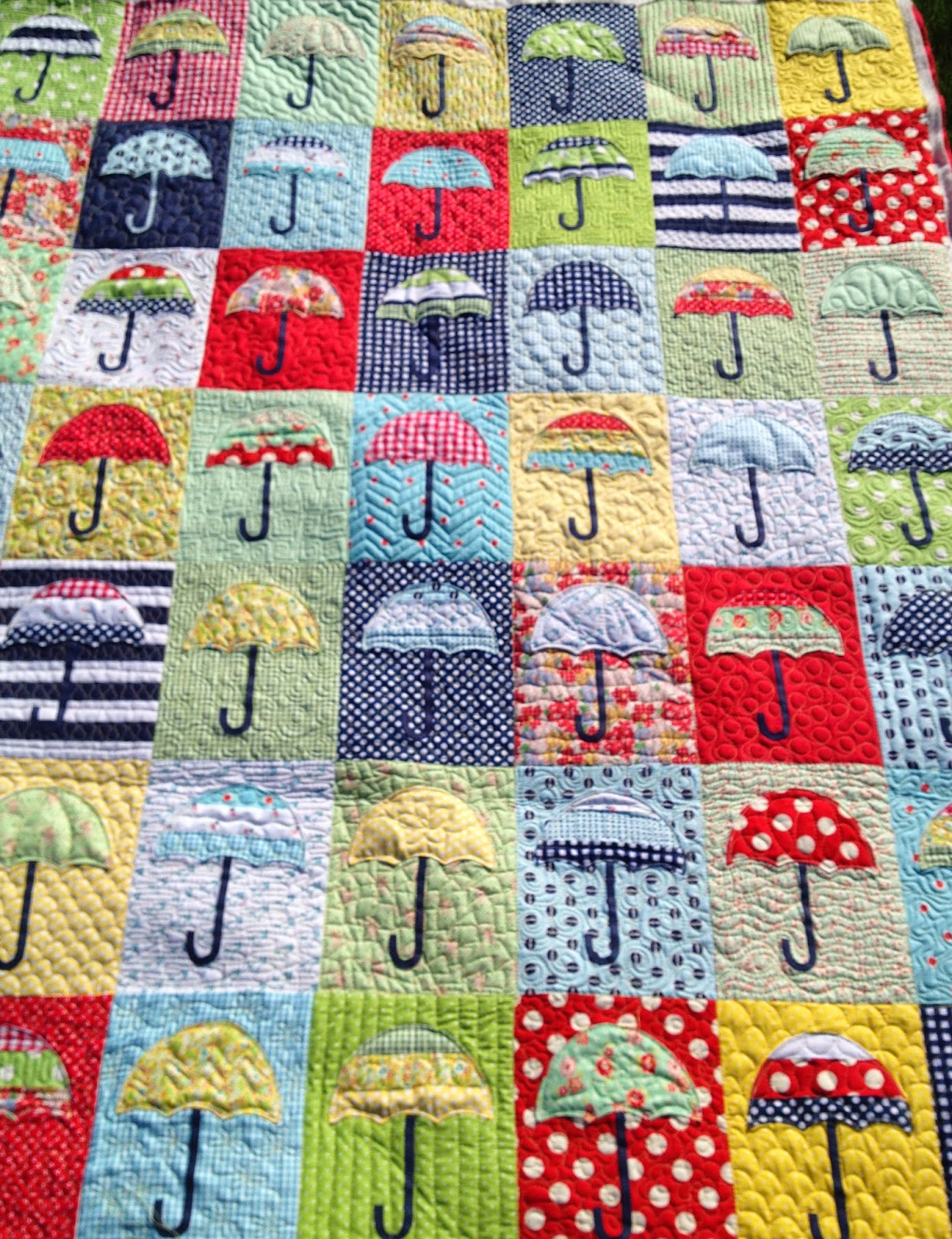 lovely rita Rain Check Quilt {Machine Quilting}