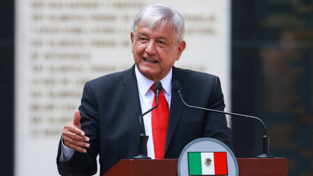 Mientras tanto, en México...