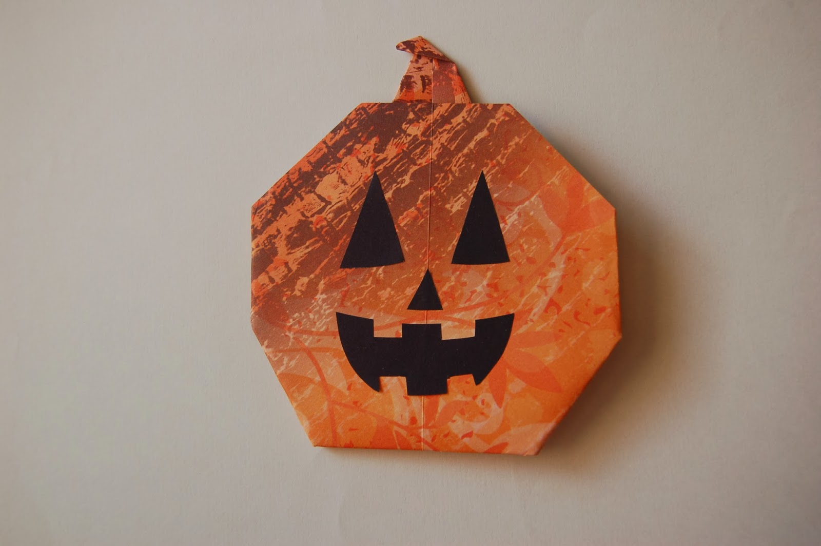 Art for Young Children: Halloween pumpkin project---- paper craft