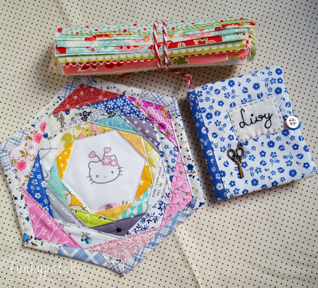 Mug rug y libro porta agujas hecho a mano