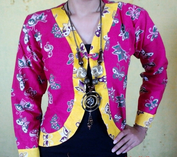 7 Baju Kerja Wanita Blazer Batik Modern 1000 Model 