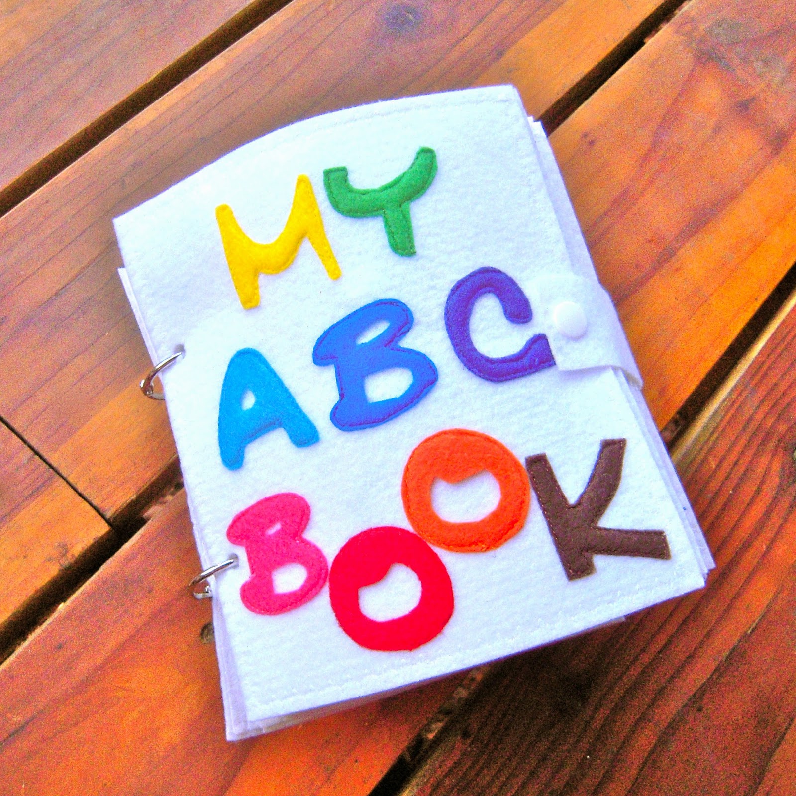 http://sewinsomethin.blogspot.com/2014/08/new-quiet-book-abcs.html
