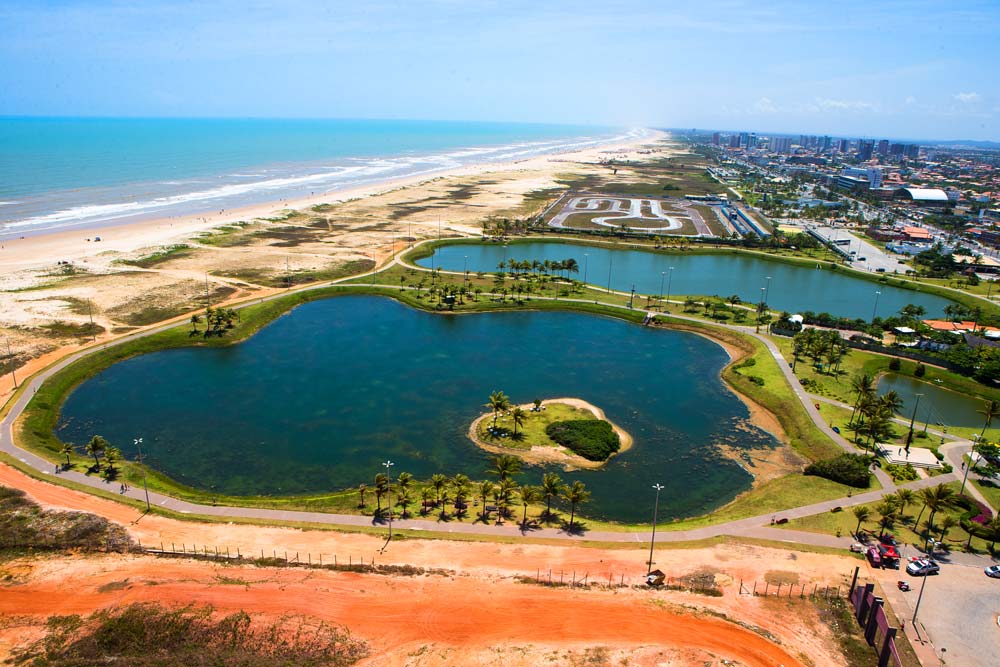 SERGIPE, sua terra e sua gente. Vista aérea da Orla de Atalaia, em Aracaju SERGIPE, sua terra e sua gente. Vista aérea da Orla de Atalaia, em Aracaju
