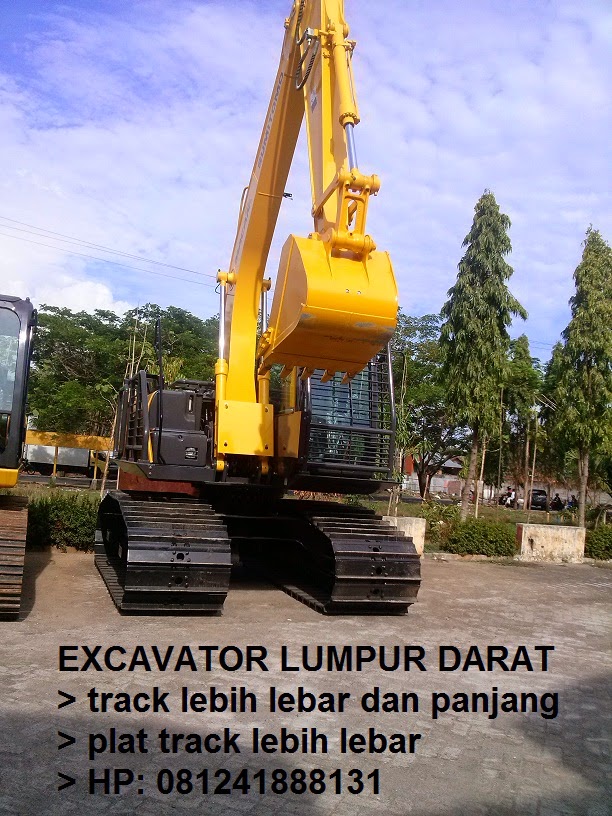 EXCAVATOR LUMPUR