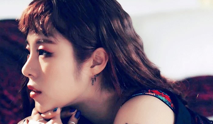 theqoo inserted image