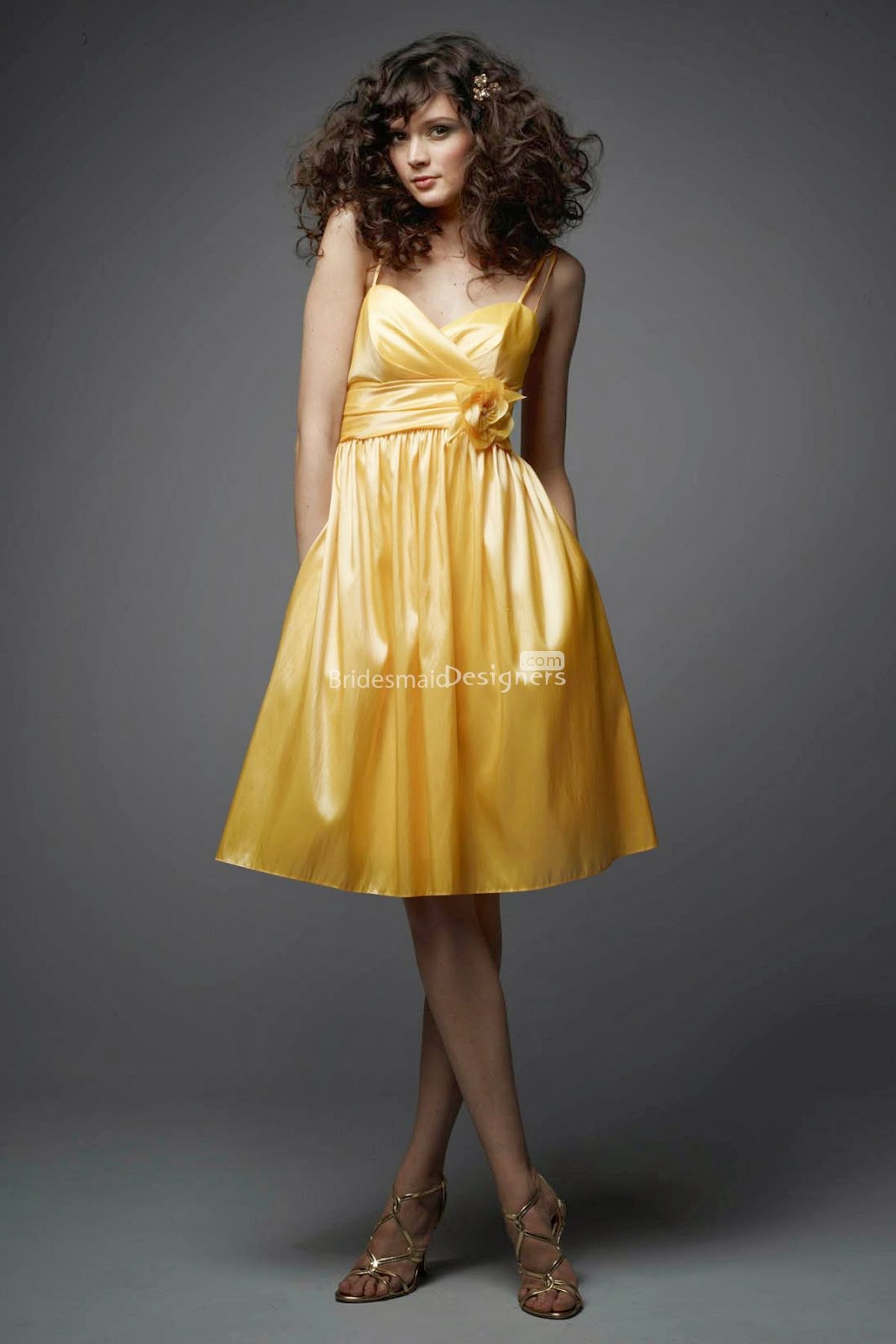 Yellow Spaghetti Straps Sweetheart Empire Taffeta Bridesmaid Short Ball Gown with 3D-flower Band