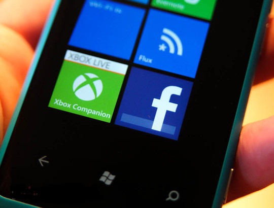 Updated Facebook App v2.3 for Windows Phone 7 Released | gadget buyer