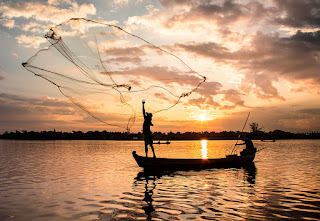 pescando-al-atardecer